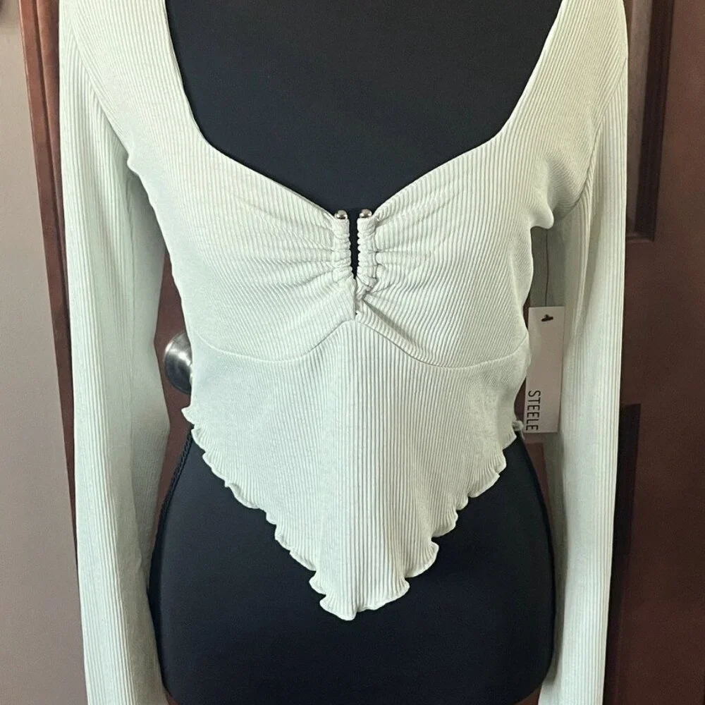 New STEELE Sage, CropTop Size Medium rib Knit Butterfly sleeves
